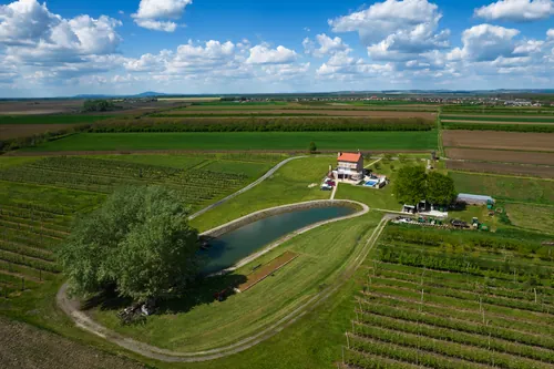 imanje-dron-04-kartica Dron fotka ptičji pogled imanja Stipino
