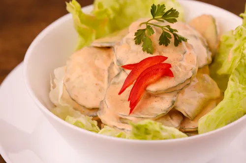 Krastavac salata s kiselim vrhnjem, OPG Stipino