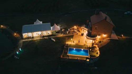 Dron pogled na svatove 4